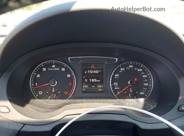 WA1BFCFS2GR008571 2016 AUDI Q3 Черный Вид щитка приборов