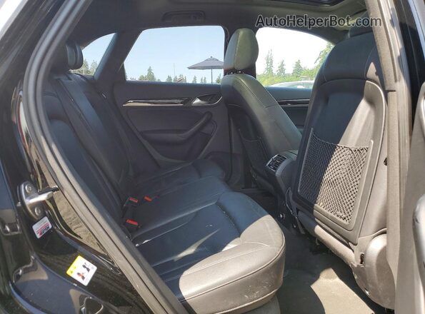 WA1BFCFS3GR012158 2016 AUDI Q3 Black Вид задньої частини салону