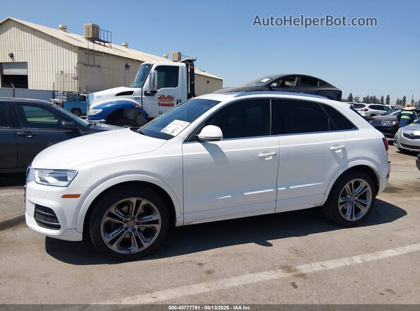 WA1BFCFS4GR013819 2016 AUDI Q3 White Widok wnętrza 360 stopni