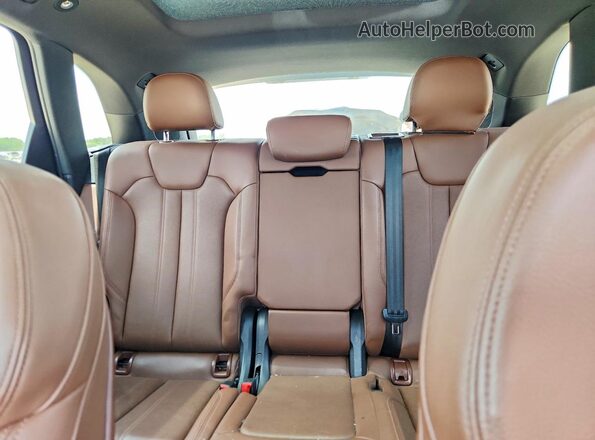 WA1BNAFY0J2193134 2018 AUDI Q5 Blue Հետևի նստատեղերի տեսք