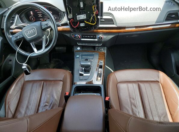 WA1BNAFY0L2029952 2020 AUDI Q5 White Vista del salpicadero
