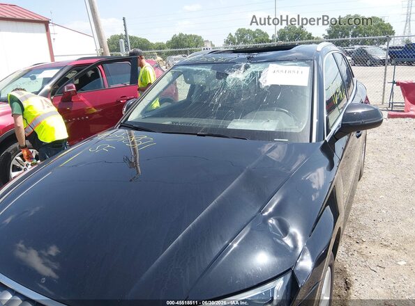WA1BNAFY2J2045602 2018 AUDI Q5 Black Front view