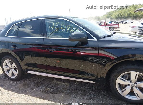 WA1BNAFY2J2045602 2018 AUDI Q5 Black Rear interior view