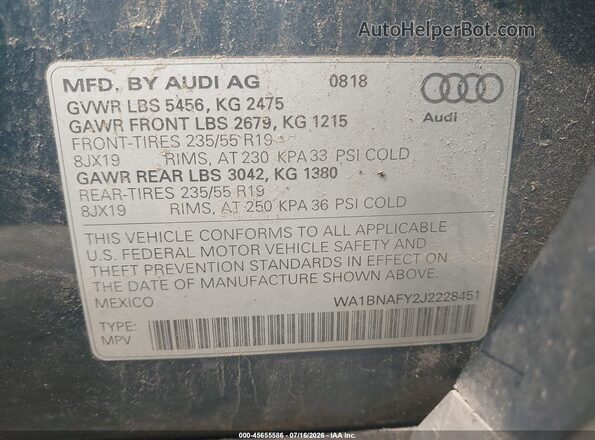 WA1BNAFY2J2228451 2018 AUDI Q5 Light Blue ძრავის განყოფილების ხედი