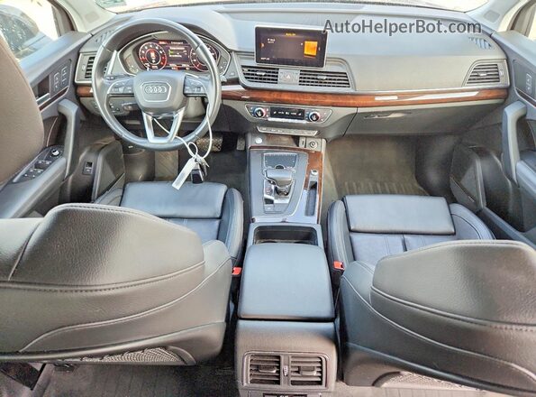 WA1BNAFY3K2070154 2019 AUDI Q5 Серый Вид панели приборов
