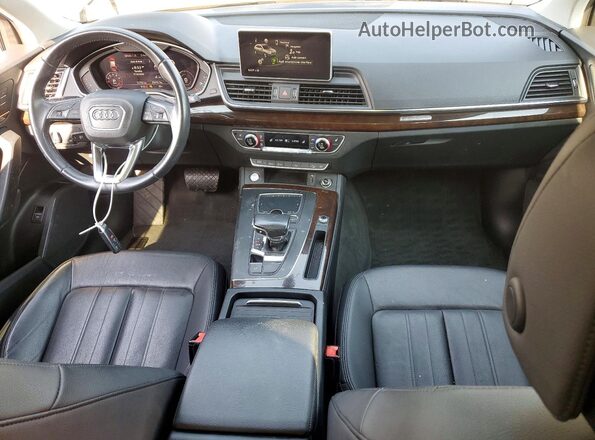 WA1BNAFY3K2109616 2019 AUDI Q5 Black Widok deski rozdzielczej