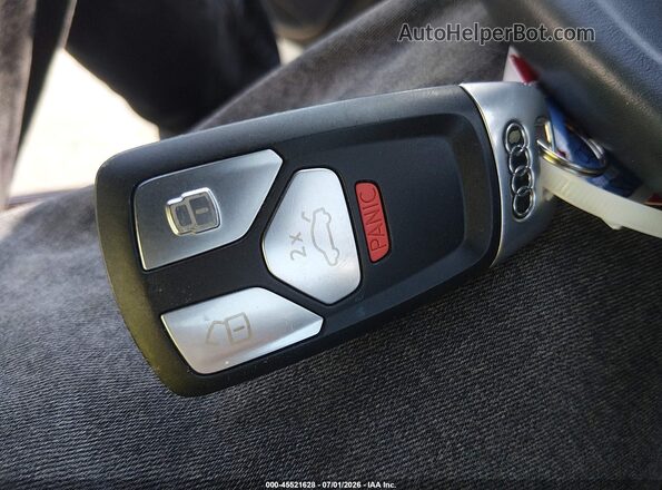 WA1BNAFY3L2019819 2020 AUDI Q5 White Dashboard view