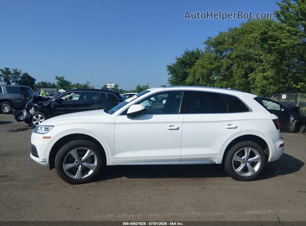 WA1BNAFY3L2019819 2020 AUDI Q5 White 360 interior view