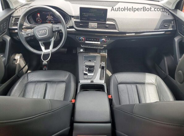WA1BNAFY4J2125385 2018 AUDI Q5 Silver Вид панелі приладів