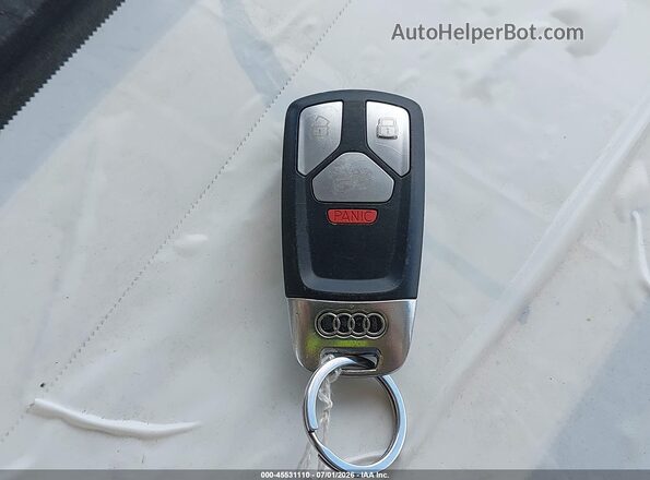 WA1BNAFY4J2197705 2018 AUDI Q5 White Dashboard view