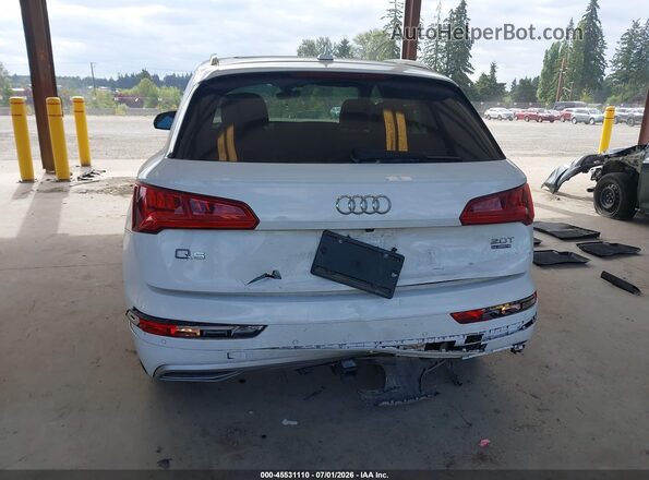 WA1BNAFY4J2197705 2018 AUDI Q5 White Front view