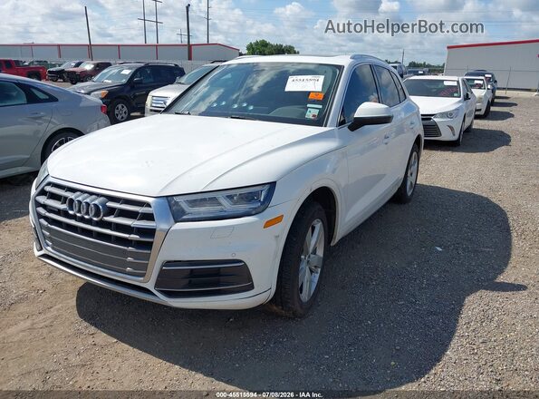 WA1BNAFY5J2049532 2018 AUDI Q5 White Front left