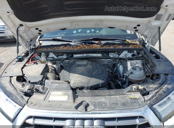 WA1BNAFY5J2049532 2018 AUDI Q5 White Rear view