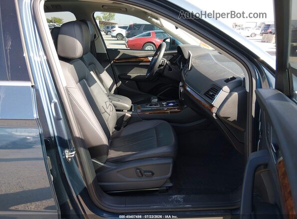 WA1BNAFY5J2096933 2018 AUDI Q5 Blue Вид салону спереду