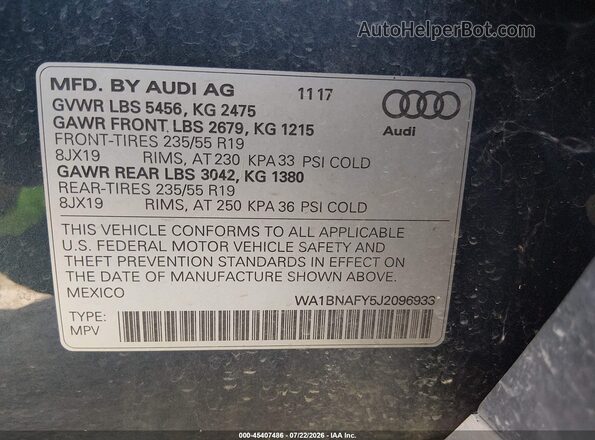 WA1BNAFY5J2096933 2018 AUDI Q5 Blue Вид підкапотного простору