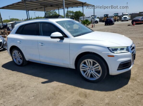 WA1BNAFY5J2247379 2018 AUDI Q5 White Front right
