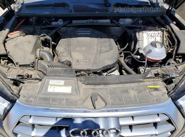 WA1BNAFY5K2022803 2019 AUDI Q5 Gray Вид підкапотного простору