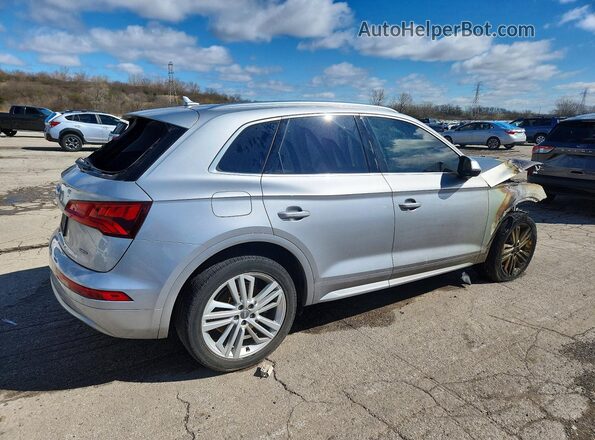 WA1BNAFY5K2039892 2019 AUDI Q5 Silver Задня права чверть