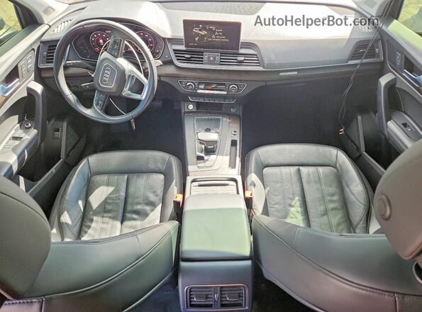 WA1BNAFY5K2039892 2019 AUDI Q5 Silver Вид панелі приладів
