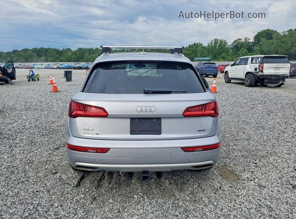 WA1BNAFY5K2062833 2019 AUDI Q5 Silver Rear view