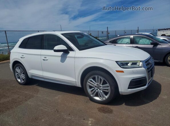 WA1BNAFY6K2107262 2019 AUDI Q5 White Front right