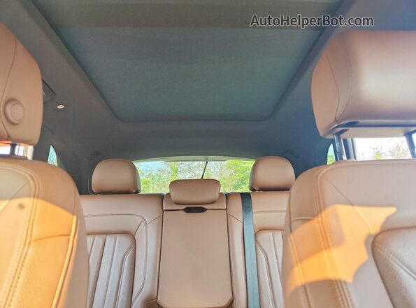 WA1BNAFY7J2247710 2018 AUDI Q5 Black Widok tylnych siedzeń
