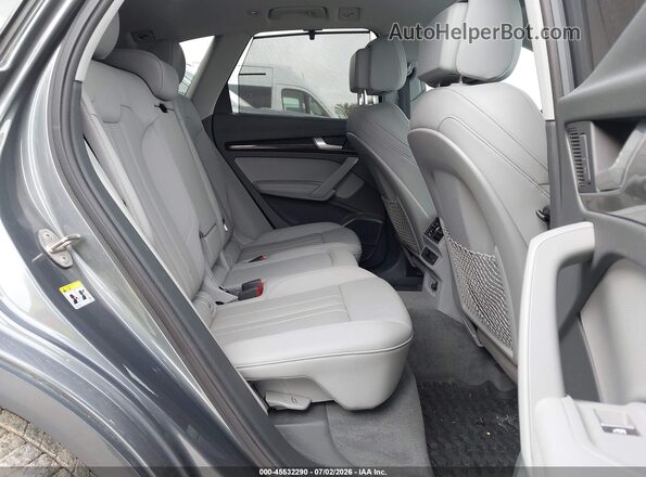 WA1BNAFY7K2107853 2019 AUDI Q5 Gray VIN sticker view