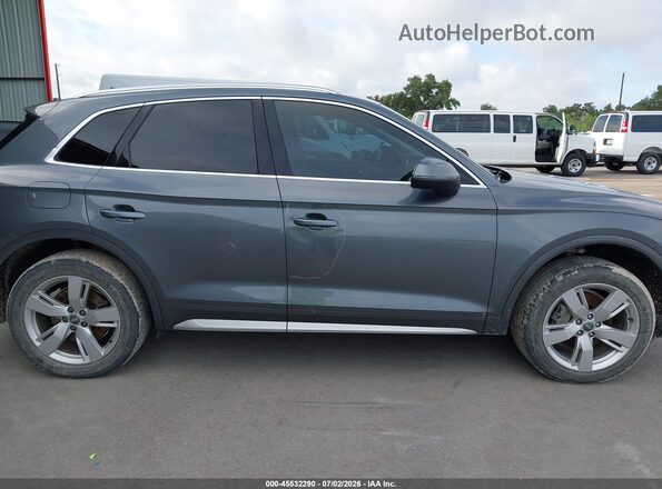WA1BNAFY7K2107853 2019 AUDI Q5 Gray Rear interior view