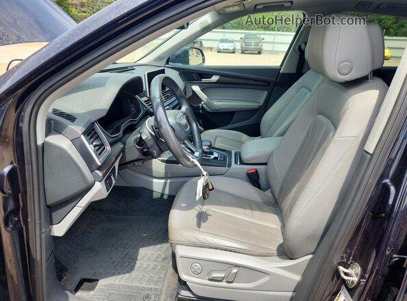 WA1BNAFY7K2116178 2019 AUDI Q5 Blue Vista interior delantera