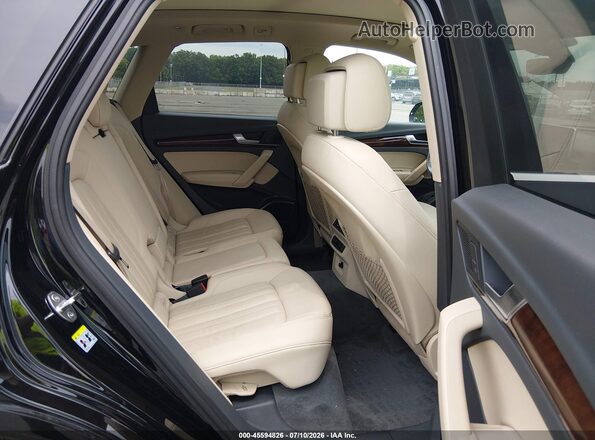 WA1BNAFY9J2009213 2018 AUDI Q5 Black Widok naklejki z numerem VIN