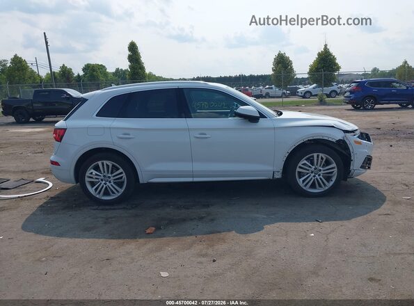 WA1BNAFYXK2136165 2019 AUDI Q5 White Սալոնի հետևի տեսք