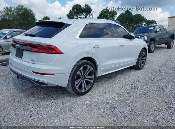 WA1BVAF18KD015528 2019 AUDI Q8 White Rear right