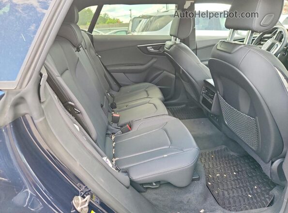 WA1BVBF1XSD034426 2025 AUDI Q8 Blue Vista interior trasera