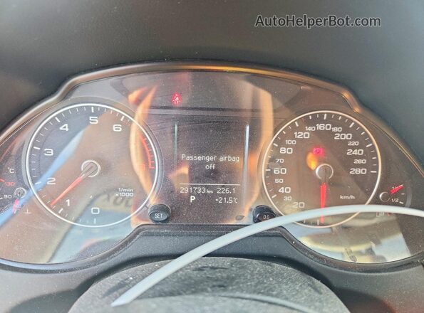WA1C2AFP1GA010634 2016 AUDI Q5 Gray ხელსაწყოთა პანელის ხედი