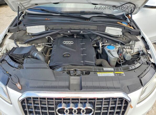 WA1C2AFP3GA084959 2016 AUDI Q5 White Vista interior trasera