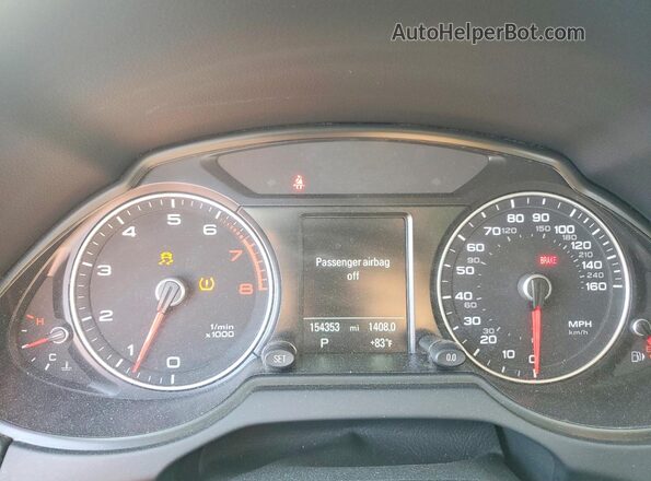 WA1C2AFP3HA070898 2017 AUDI Q5 White ხელსაწყოთა პანელის ხედი