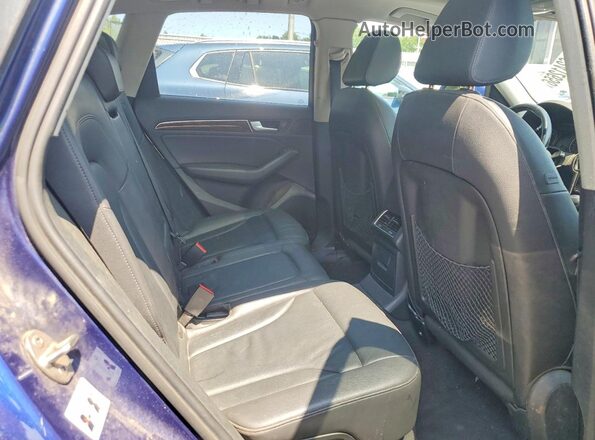 WA1C2AFP6GA109918 2016 AUDI Q5 Blue Widok wnętrza z tyłu