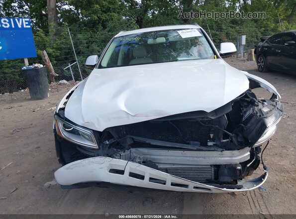 WA1C2AFP6HA094886 2017 AUDI Q5 White Вид задньої частини салону