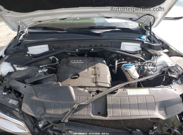 WA1C2AFP6HA094886 2017 AUDI Q5 White Вид ззаду