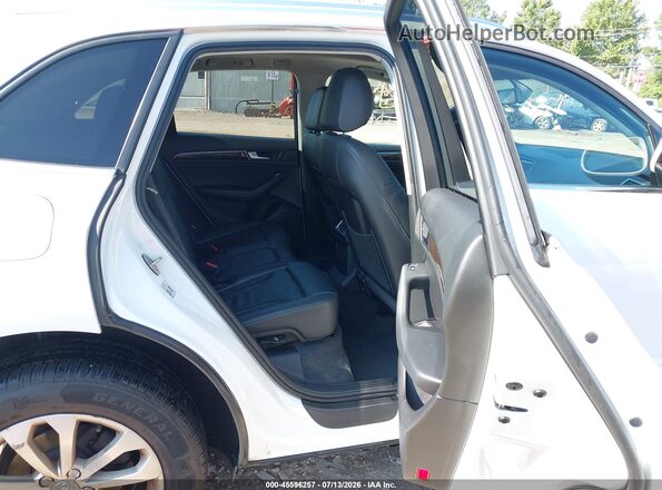 WA1C2AFPXGA024225 2016 AUDI Q5 White Vista de la etiqueta del VIN