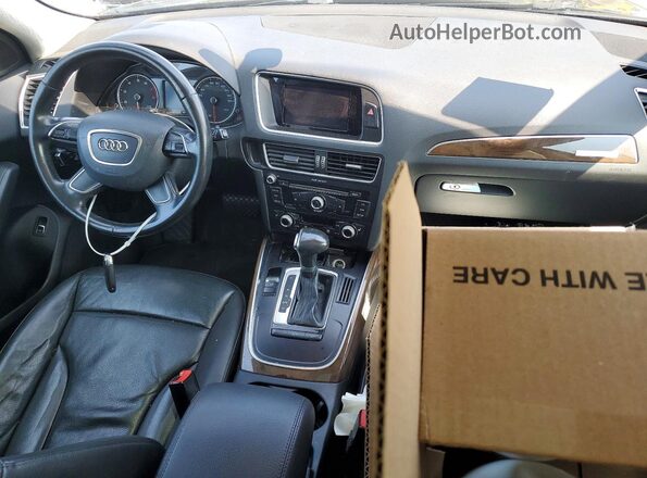 WA1C2AFPXHA036070 2017 AUDI Q5 Black Dashboard view