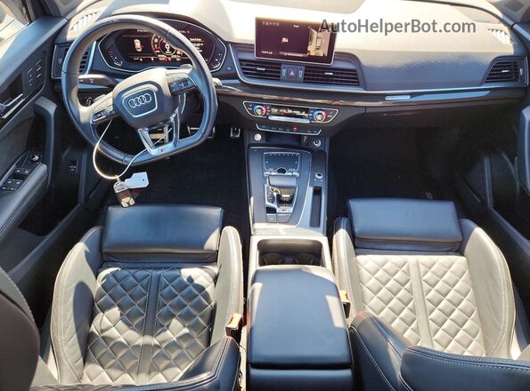 WA1C4AFY2K2103782 2019 AUDI SQ5 Gray Vista del salpicadero