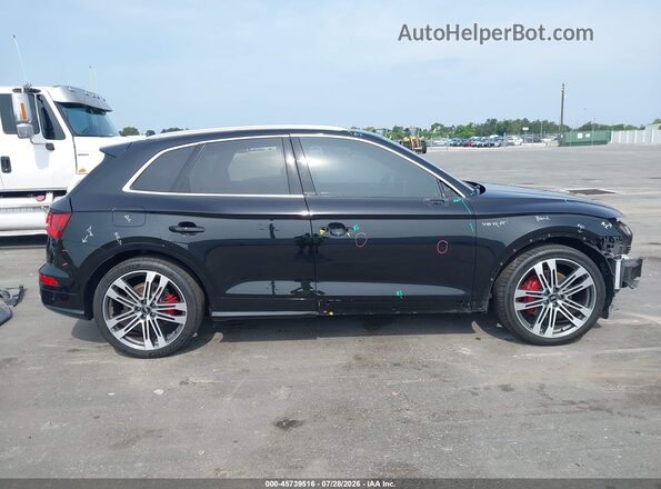 WA1C4AFY3J2025172 2018 AUDI SQ5 Black Սալոնի 360 աստիճան տեսք