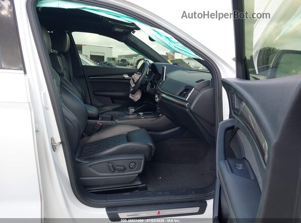 WA1C4AFY5J2223977 2018 AUDI SQ5 White Սալոնի դիմացի տեսք
