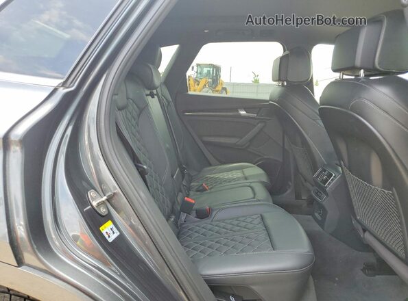 WA1C4AFY7J2052147 2018 AUDI SQ5 Серый Вид задней части салона