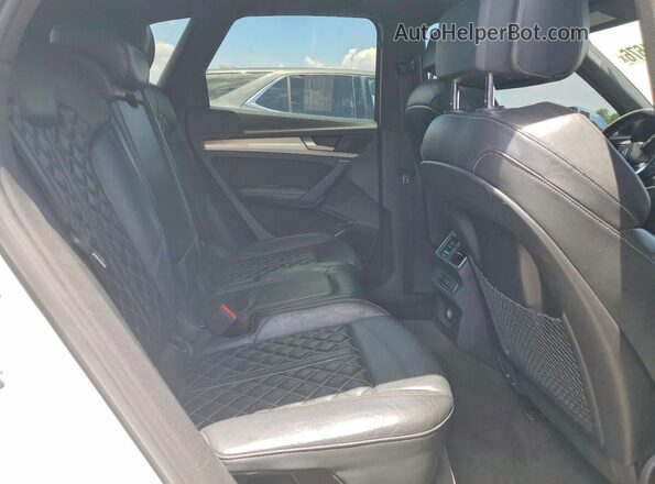 WA1C4AFY8J2182275 2018 AUDI SQ5 White უკანა სალონის ხედი