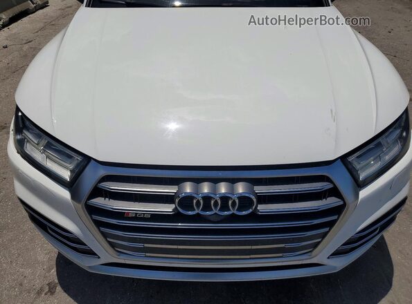 WA1C4AFY8J2182275 2018 AUDI SQ5 White ძრავის განყოფილების ხედი