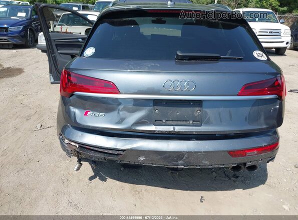 WA1C4BFY2M2066127 2021 AUDI SQ5 Gray Widok z przodu