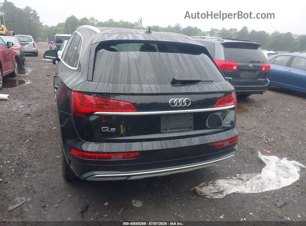 WA1CAAFY2M2073288 2021 AUDI Q5 Black 