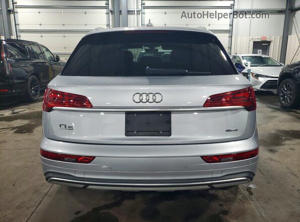 WA1CAAFYXM2050969 2021 AUDI Q5 Серебряный Вид сзади